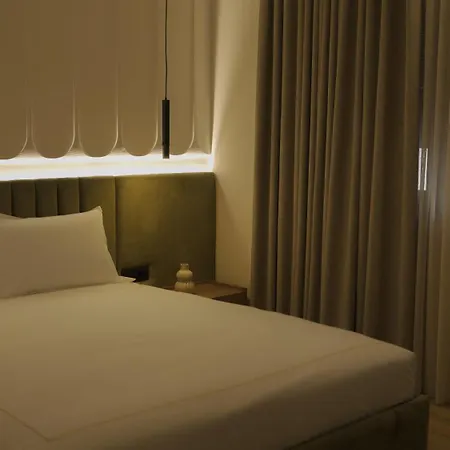 アパートホテル Sketch ドゥラス